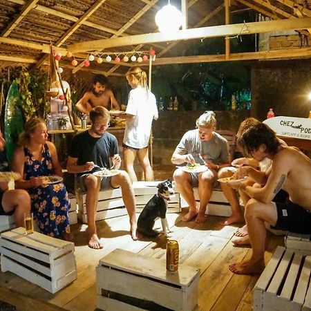 Chez Podi Surf Stay Мирисса Экстерьер фото
