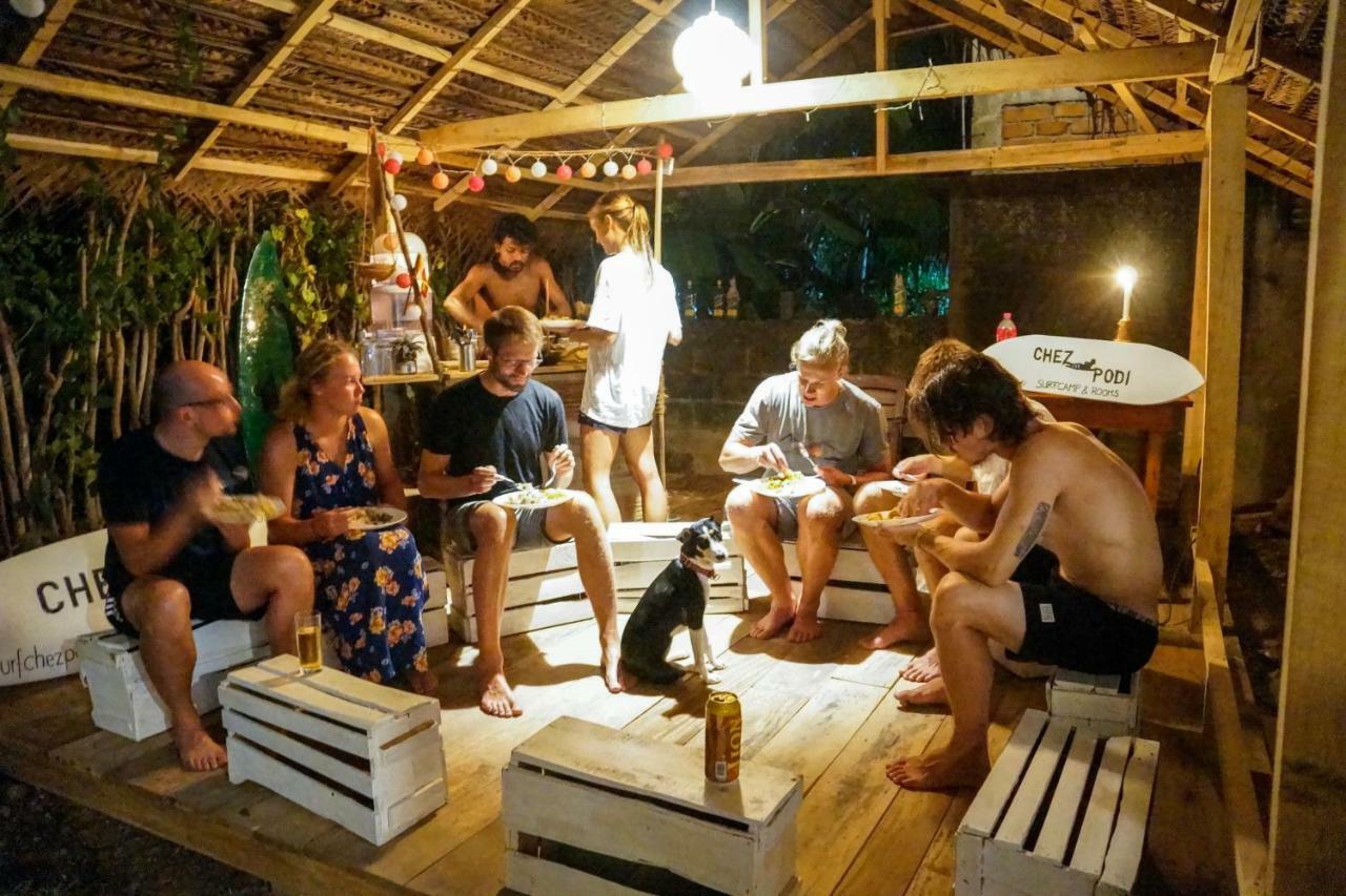 Chez Podi Surf Stay Мирисса Экстерьер фото