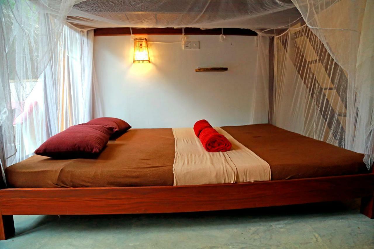 Chez Podi Surf Stay Мирисса Экстерьер фото