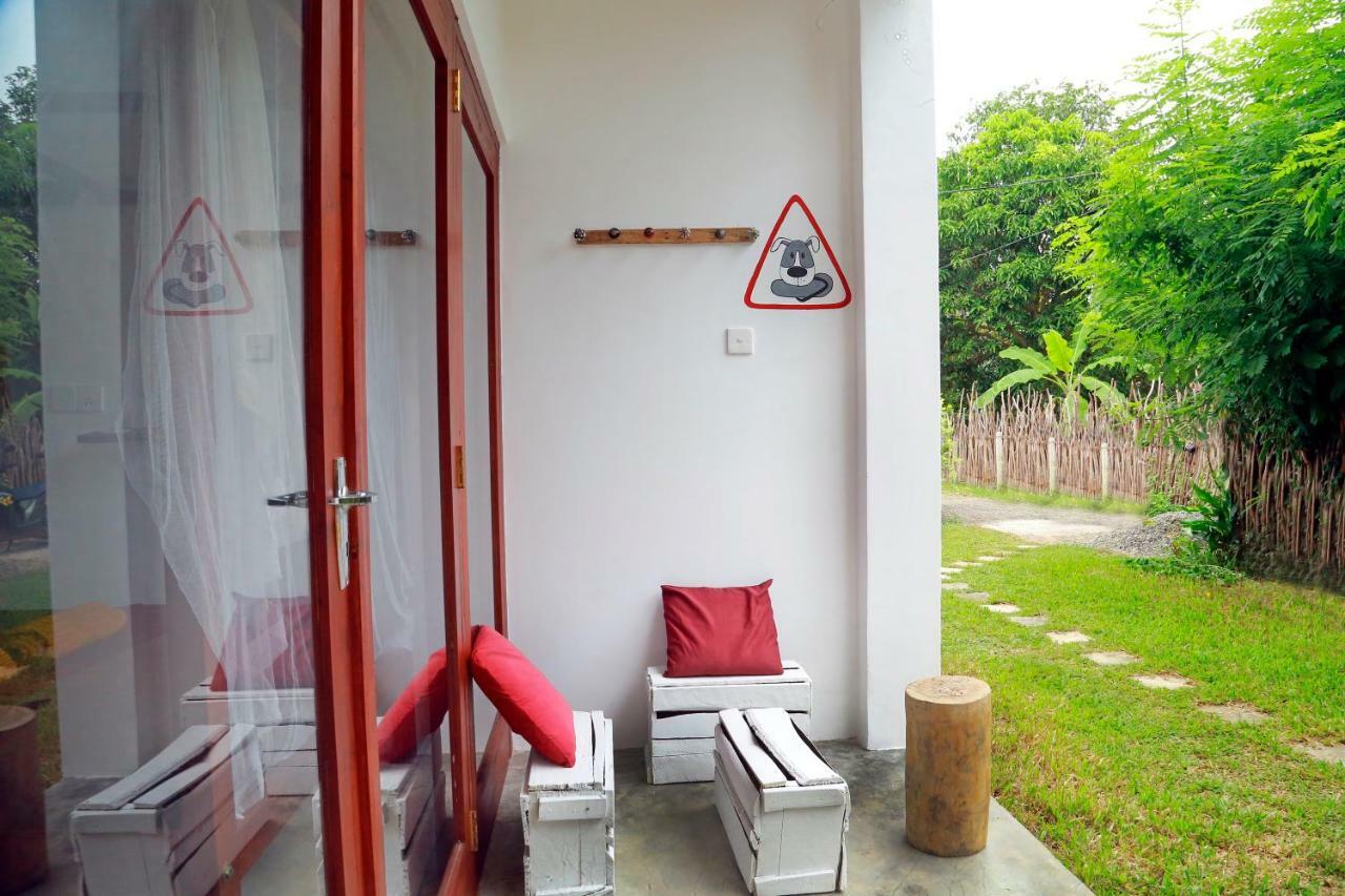 Chez Podi Surf Stay Мирисса Экстерьер фото