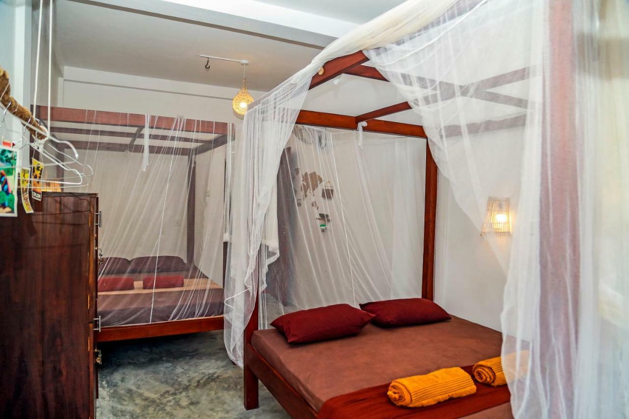 Chez Podi Surf Stay Мирисса Экстерьер фото